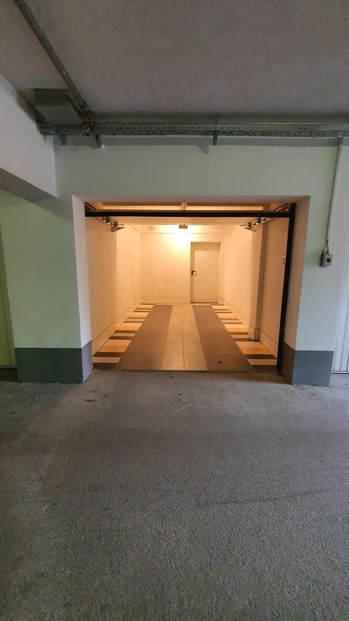 Ivett Maganszallashely-garazzsal Apartament *
